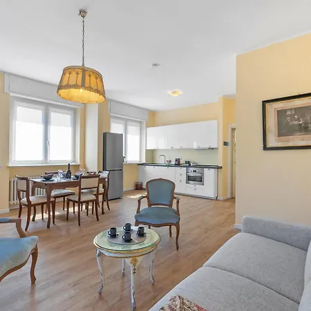 아파트 Strixia - 50m From With Balcony - Happy
